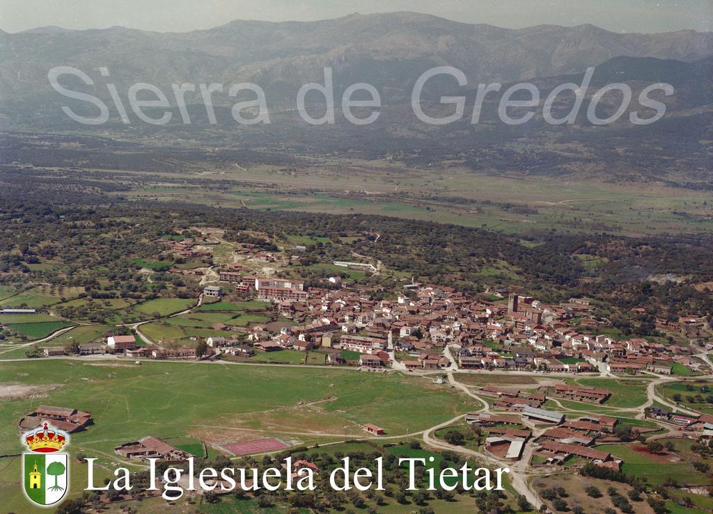 La Iglesuela Ch Tietarゲストハウス エクステリア 写真